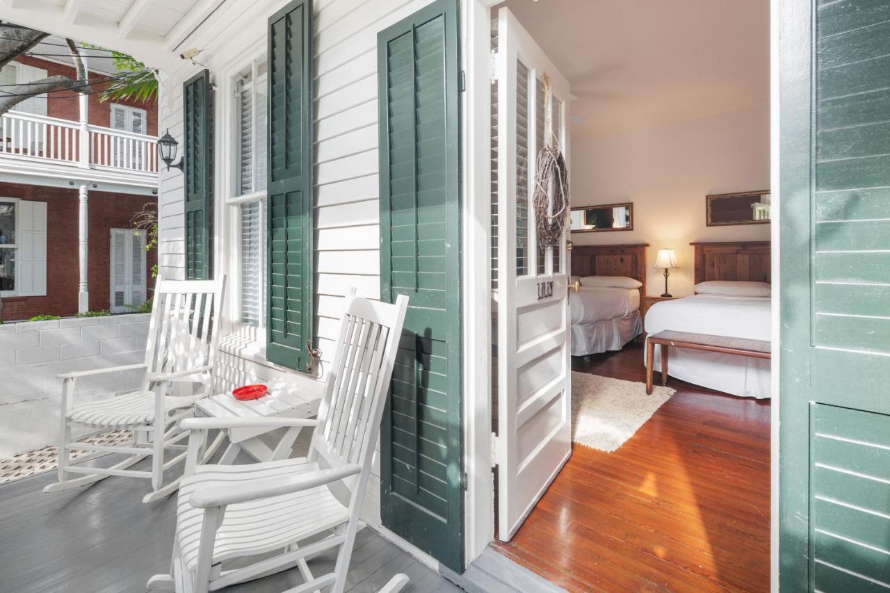 Casa 325 Guesthouse Key West Exterior photo